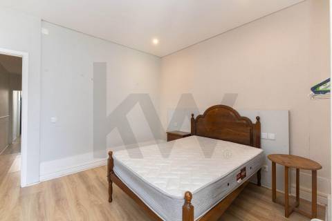 Prédio com potencial de construção, Boavista / Cedofeita / Porto