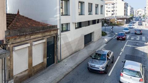 Prédio com potencial de construção, Boavista / Cedofeita / Porto