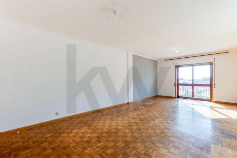 Apartamento T3 - Baguim do Monte – Excelente oportunidade!