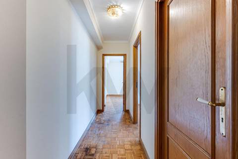 Apartamento T3 - Baguim do Monte – Excelente oportunidade!