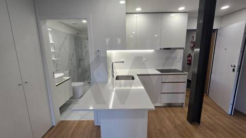 👉T1 novo ao "Mercado do Bolhão" na baixa do Porto🏡