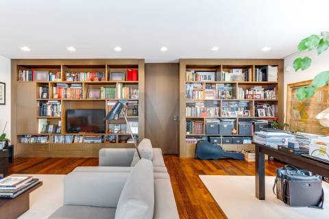 Moradia na Foz do Douro, situada na zona de Nevogilde 