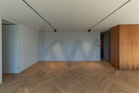Apartamento T3 - Condomínio Privado Casal de Passos - Nevogilde - Foz do Douro - Porto 