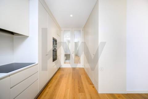 Apartamento T1+1 DUPLEX  em frente ao Hospital Santo António