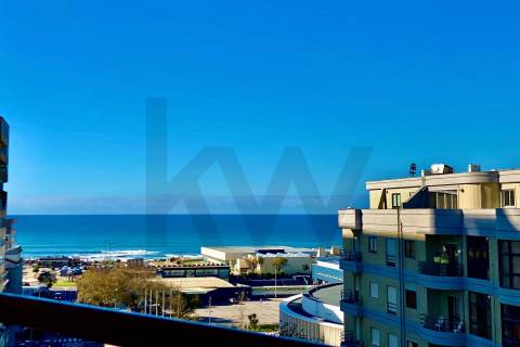 Apartamento T3 com Vistas Mar na Póvoa de Varzim