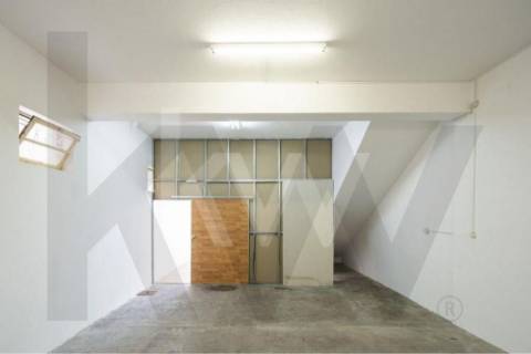 Loja Para Comércio ou Armazém - Centro Histórico de Matosinhos