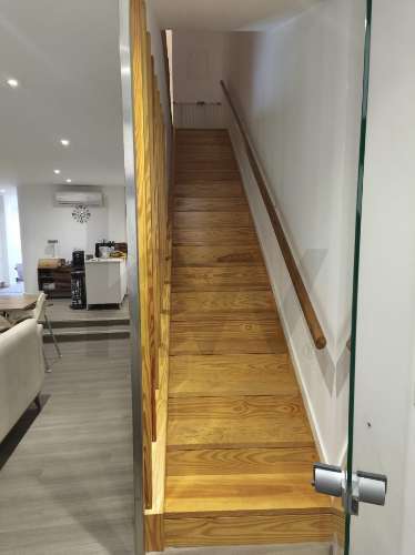 Moradia T4+1 com jardim junto à Areosa