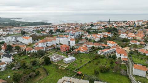 Moradia para restauro em Vila Praia de Âncora