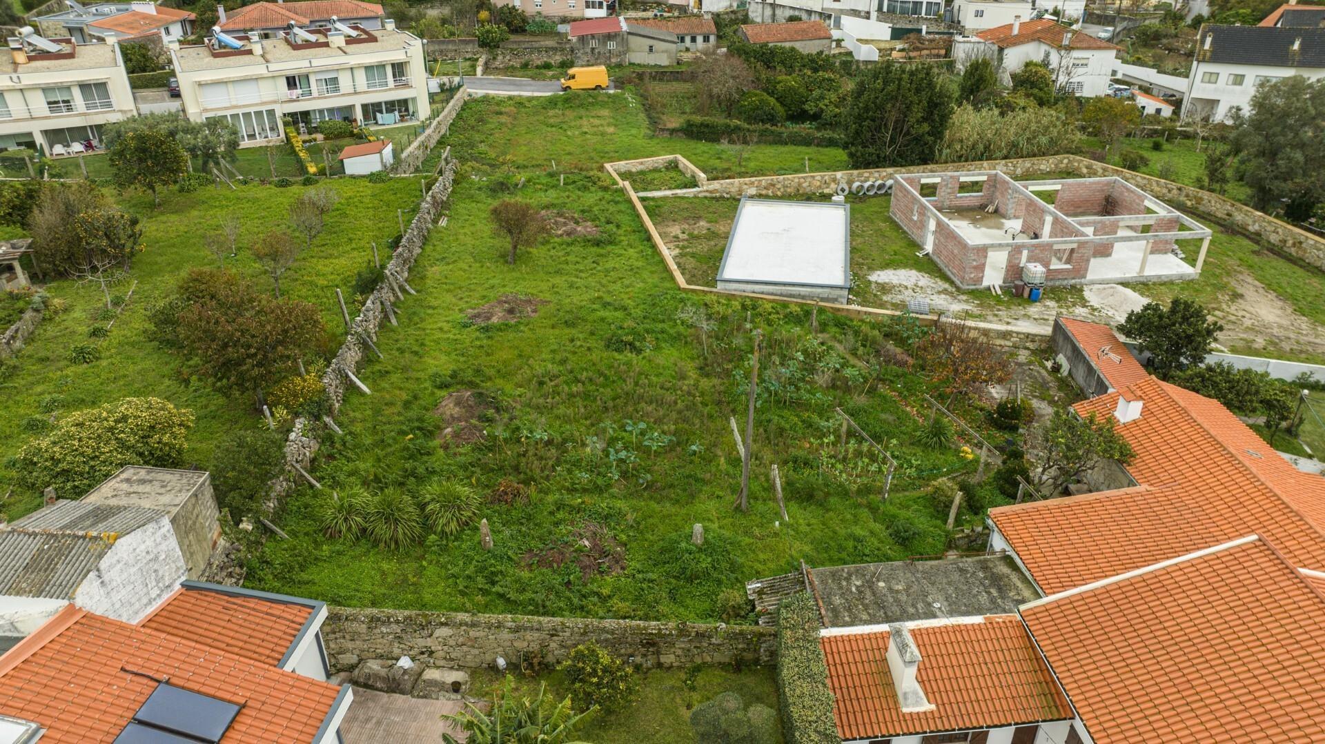 Moradia para restauro em Vila Praia de Âncora