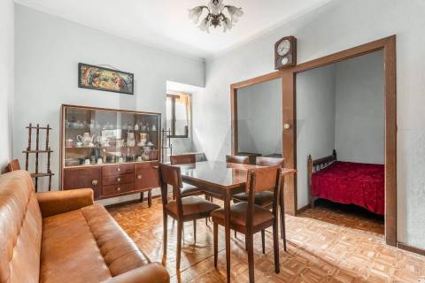 Moradia para restauro em Vila Praia de Âncora