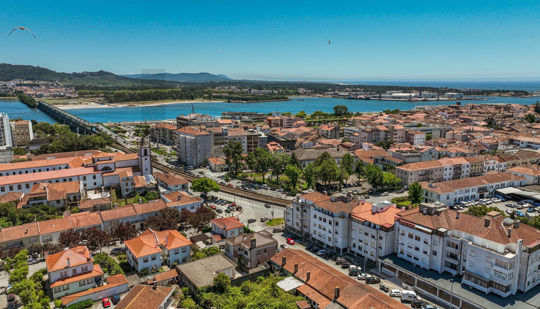 Apartamento T4 Centro de Viana do Castelo