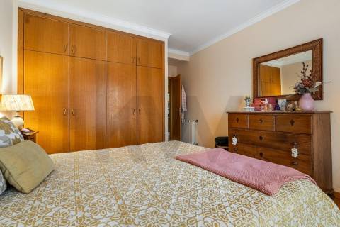 Apartamento T3 com terraço privativo em Viana do Castelo