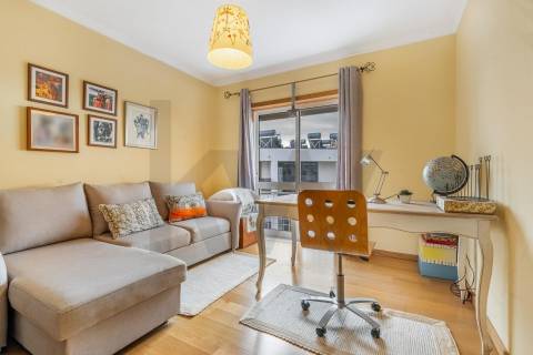 Apartamento T3 com terraço privativo em Viana do Castelo