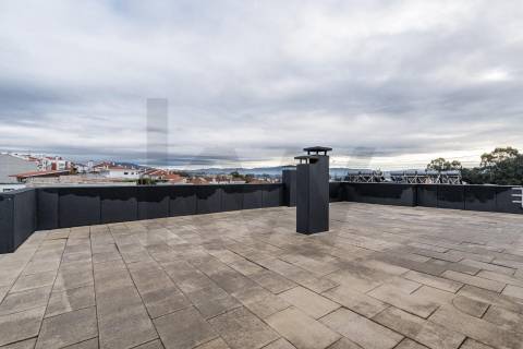 Apartamento T3 com terraço privativo em Viana do Castelo