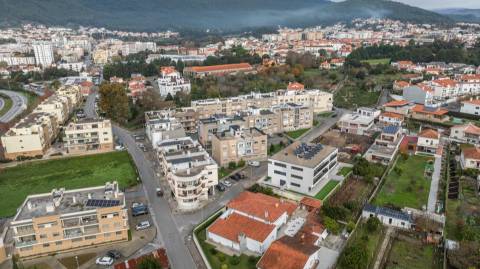 Apartamento T3 com terraço privativo em Viana do Castelo