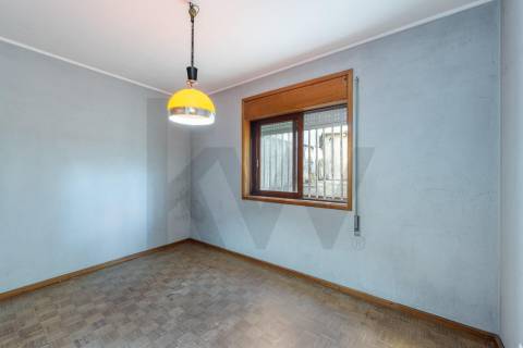 Moradia em Terreno de 1210 m2 - Arcozelo, Granja, Vila Nova de Gaia