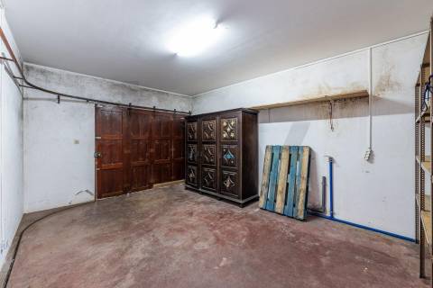 Moradia em Terreno de 1210 m2 - Arcozelo, Granja, Vila Nova de Gaia