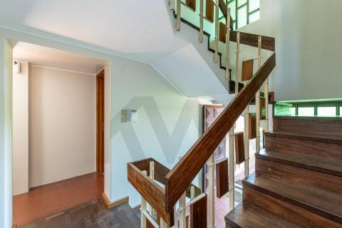 Moradia em Terreno de 1210 m2 - Arcozelo, Granja, Vila Nova de Gaia