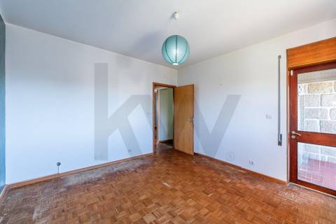 Moradia em Terreno de 1210 m2 - Arcozelo, Granja, Vila Nova de Gaia