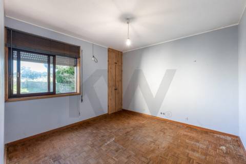 Moradia em Terreno de 1210 m2 - Arcozelo, Granja, Vila Nova de Gaia