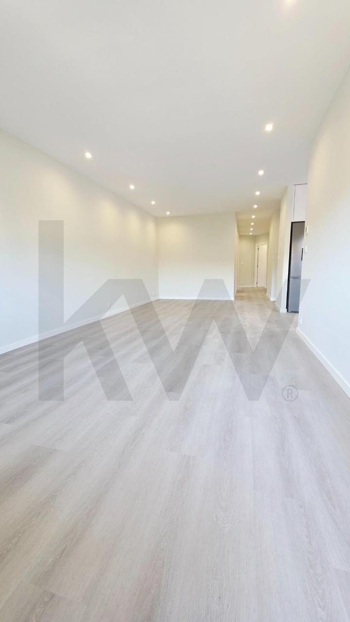 T2 Renovado e Mobilado em Paranhos | Junto ao Metro e Polo Universitário