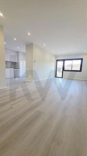 T2 Renovado e Mobilado em Paranhos | Junto ao Metro e Polo Universitário