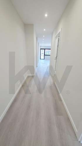 T2 Renovado e Mobilado em Paranhos | Junto ao Metro e Polo Universitário