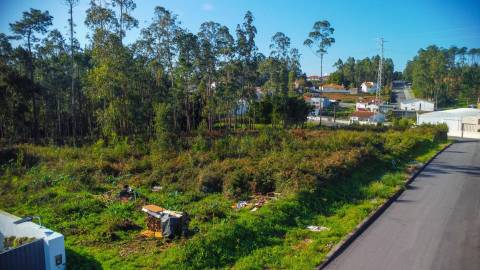 Terreno de 5.898m² em Rio Meão – Oportunidade para Construtores - PIP em aprovação