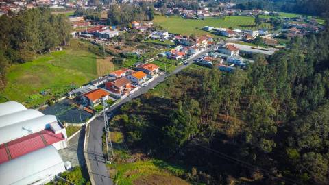 Terreno de 5.898m² em Rio Meão – Oportunidade para Construtores - PIP em aprovação