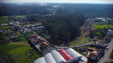 Terreno de 5.898m² em Rio Meão – Oportunidade para Construtores - PIP em aprovação