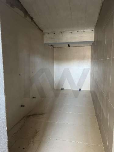 Armazém Totalmente Remodelado, como novo, Prior velho a 5 m do Aeroprto internacional de Lisboa