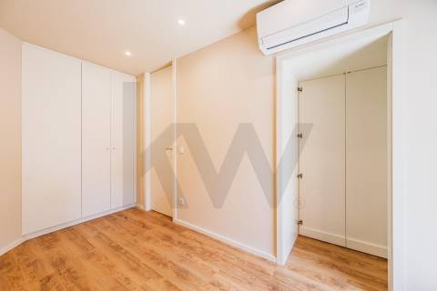 T1+1 Moderno com Acabamentos Premium e Layout Funcional