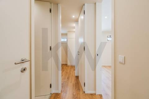 T1+1 Moderno com Acabamentos Premium e Layout Funcional