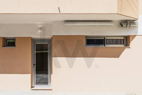 T1+1 Moderno com Acabamentos Premium e Layout Funcional