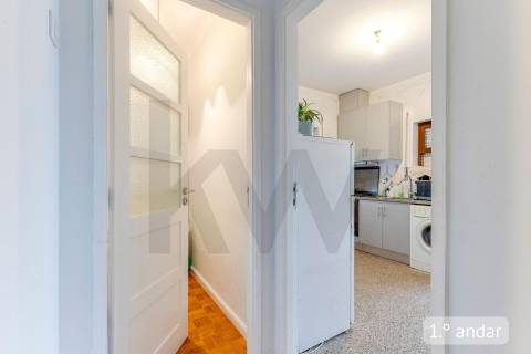 Moradia Bifamiliar com Elevado Potencial - Baguim do Monte – Gondomar