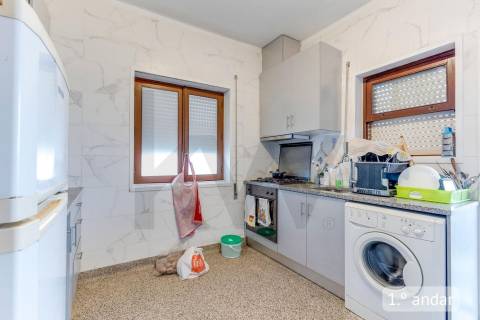 Moradia Bifamiliar com Elevado Potencial - Baguim do Monte – Gondomar