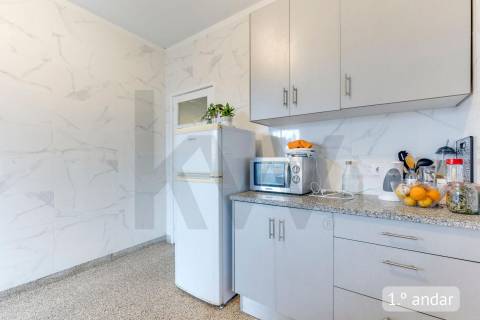 Moradia Bifamiliar com Elevado Potencial - Baguim do Monte – Gondomar