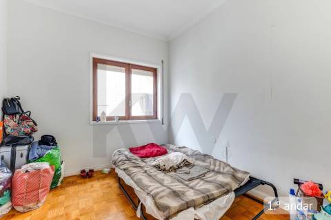 Moradia Bifamiliar com Elevado Potencial - Baguim do Monte – Gondomar