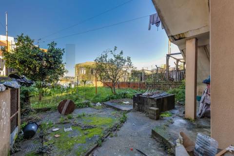 Moradia Bifamiliar com Elevado Potencial - Baguim do Monte – Gondomar