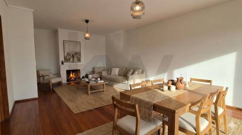 Arrendamento T2 Exclusivo em Edifício de Referência no Aviz