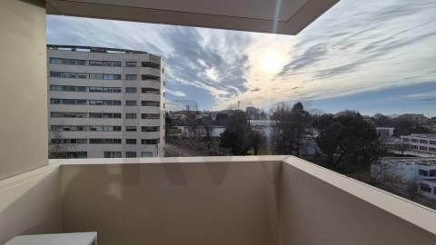 Arrendamento T2 Exclusivo em Edifício de Referência no Aviz