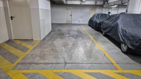 Arrendamento T2 Exclusivo em Edifício de Referência no Aviz