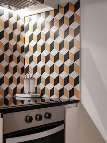 Prédio 7 apartamentos em Propriedade Horizontal Elevada Qualidade com Licença AL