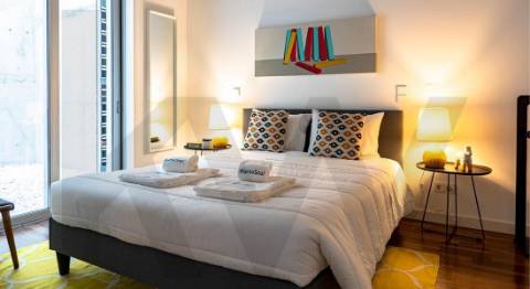 Prédio 7 apartamentos em Propriedade Horizontal Elevada Qualidade com Licença AL