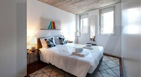 Prédio 7 apartamentos em Propriedade Horizontal Elevada Qualidade com Licença AL