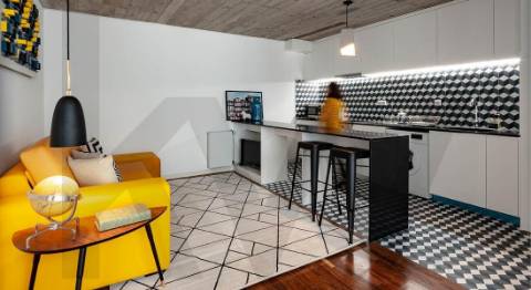 Prédio 7 apartamentos em Propriedade Horizontal Elevada Qualidade com Licença AL