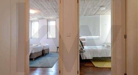 Prédio 7 apartamentos em Propriedade Horizontal Elevada Qualidade com Licença AL