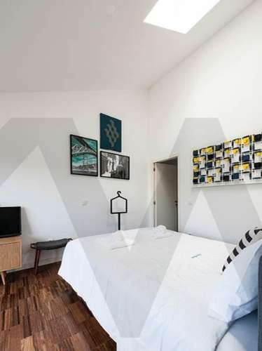 Prédio 7 apartamentos em Propriedade Horizontal Elevada Qualidade com Licença AL