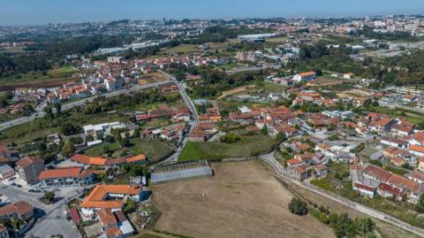 Terreno Urbano com PIP | 5 minutos do Porto | Avenida da Conduta | Gondomar