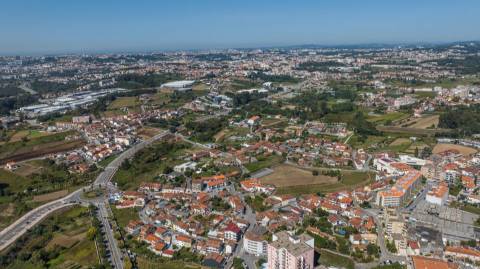 Terreno Urbano com PIP | 5 minutos do Porto | Avenida da Conduta | Gondomar